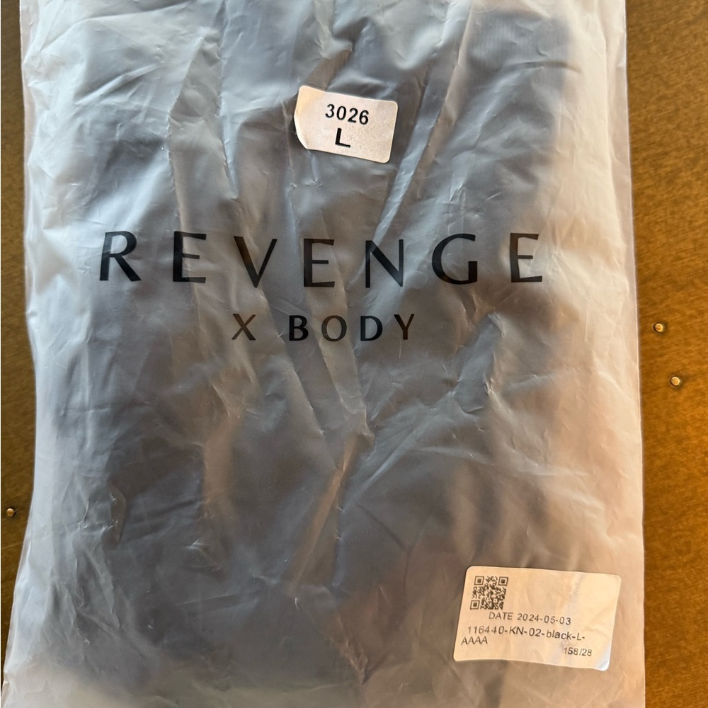 Size large L Revenge Body X bodysuit nwt new black